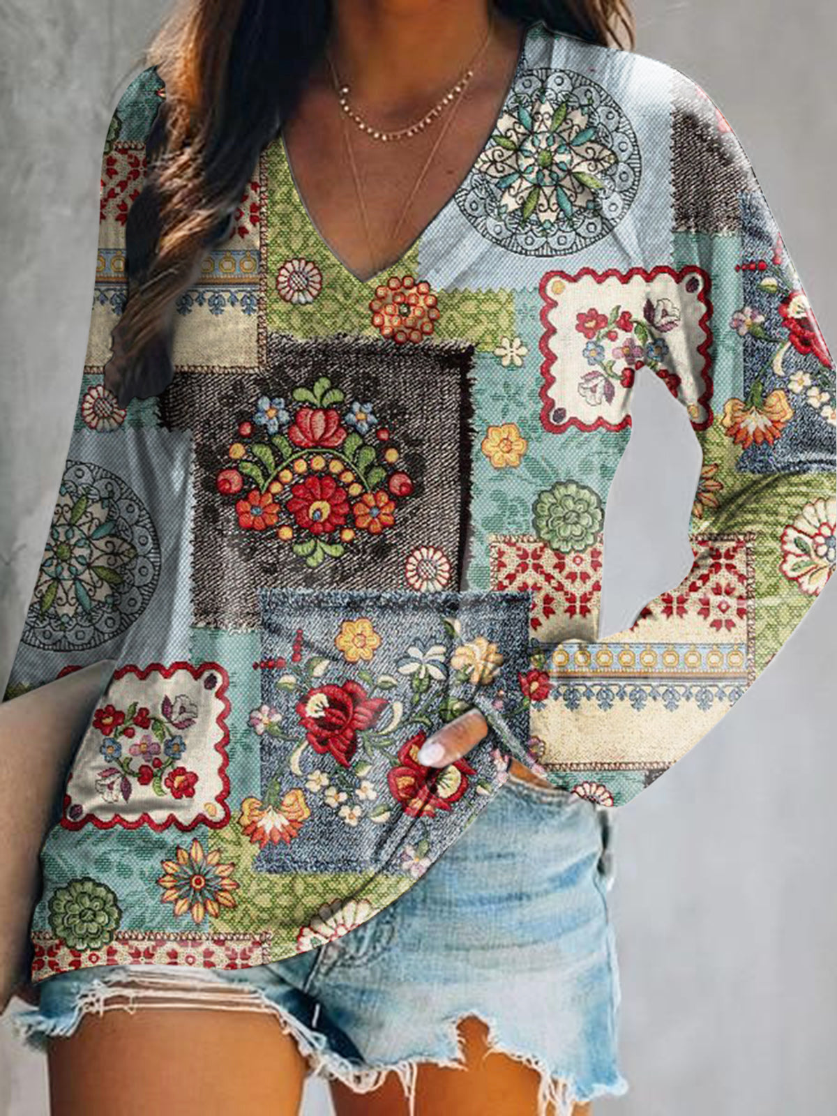 Women's Casual Vintage Floral Patchwork Art Print V Neck Long Sleeve T